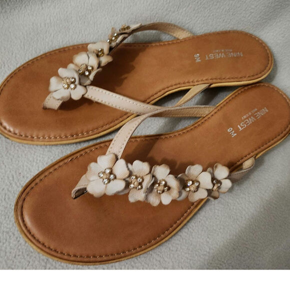 Nine West Sz 9 Made Italy Flower Leather Cork Flip Flops Wedding Heeled - Picture 3 of 6